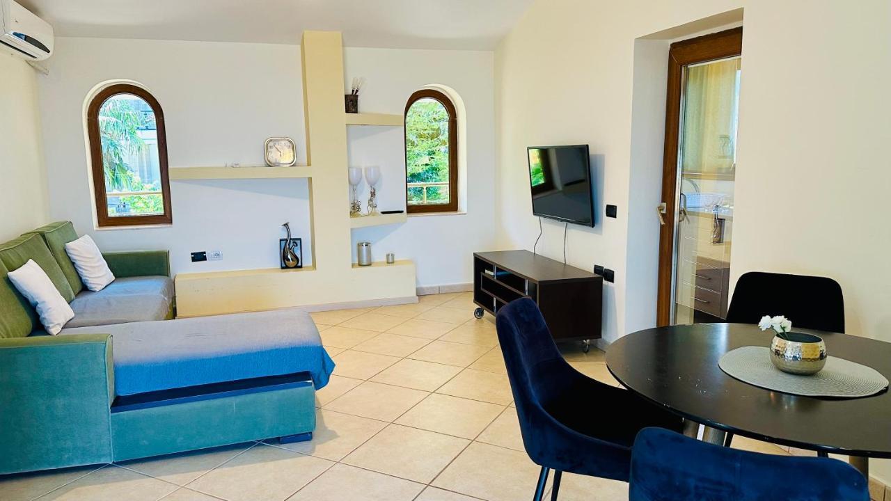 Villa Jico Vlorë Esterno foto
